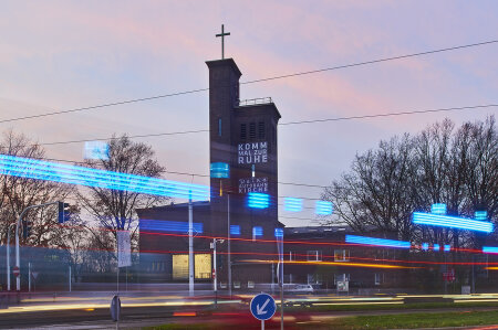 Autobahnkirche Ephanias, Bochum | Architekt Wilhelm Tiefenbach